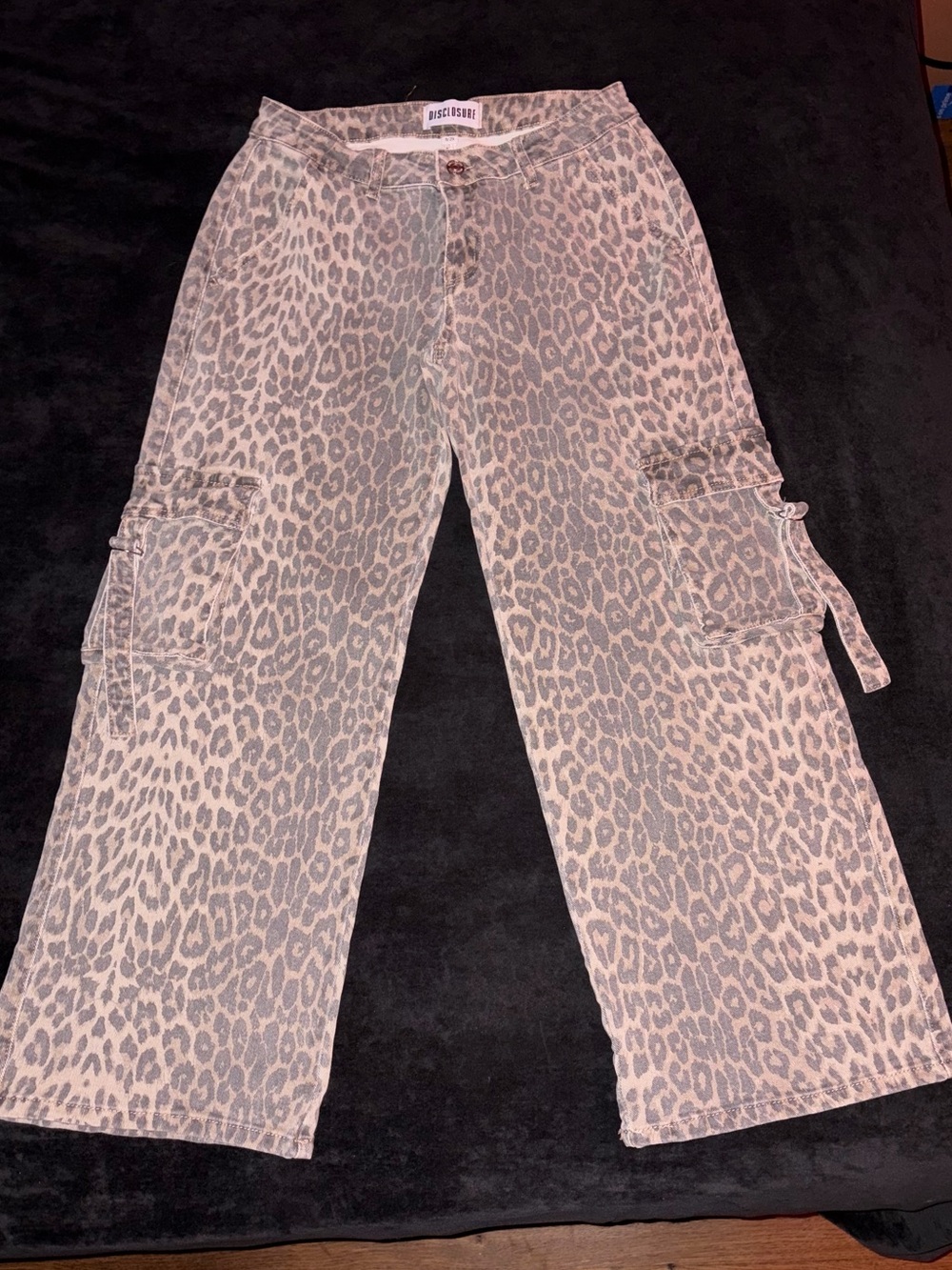 Leopard-Print Wide Leg Cargo Jeans